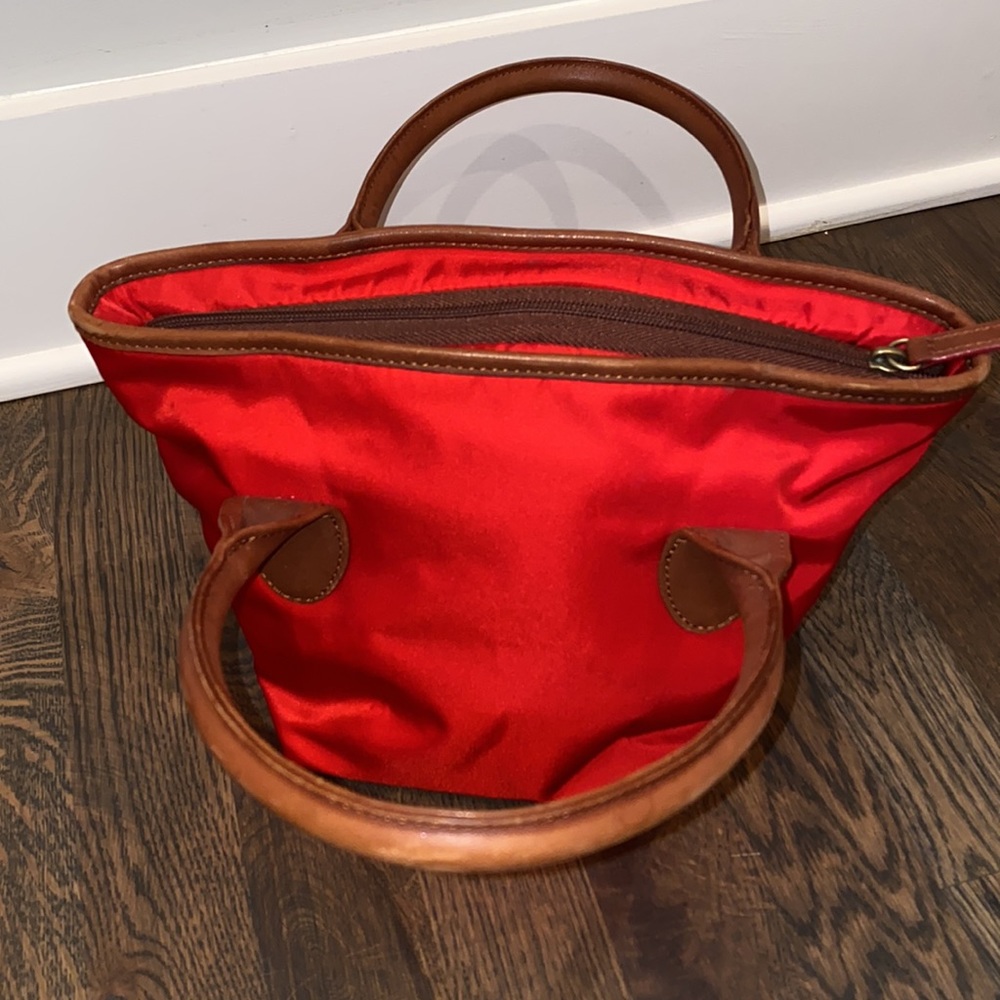 Christmas Red Vintage Barbour Tote Purse Made of Nylon and Leather - Picture 3 of 6